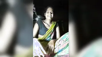 Village Bhabhi Showing Her Naked Body To Lover In Private Room
