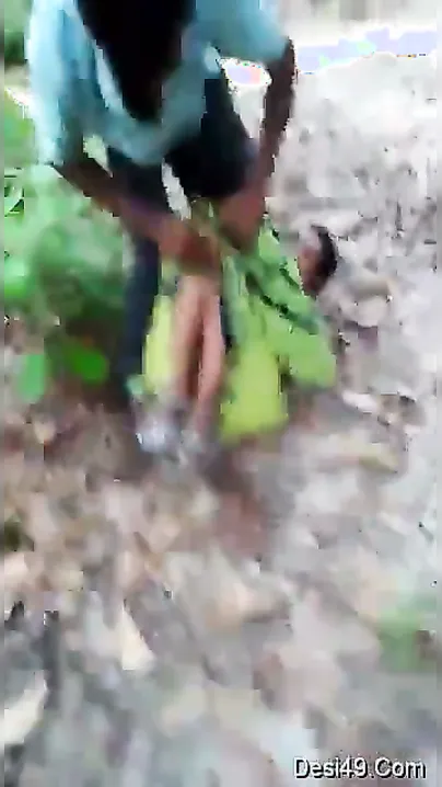 Paid Indian Slut Spreading Pussy For Customer Before Getting Fucked