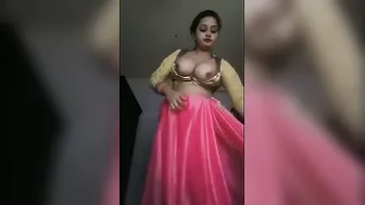 Hot Bhabhi Letting Me Squeeze And Play With Her Soft Boobs
