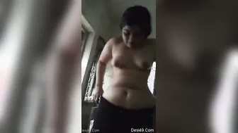 College Babe Getting Naked And Showing Everything On Camera