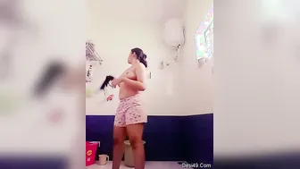 Young Babe Stripping Off All Her Clothes Slowly In Her Bedroom