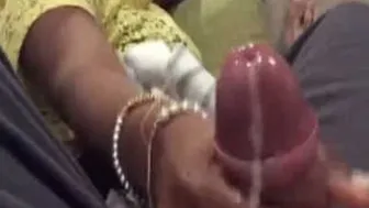 Village Girl Giving Handjob To Boyfriend Behind Farm House Today