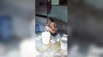 Village Babe With Huge Tits Bathing Naked At Outdoor Well Caught