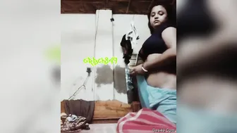 Young Bhabi Pressing Her Soft Body In Bedroom Before Sex Time