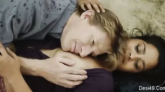 Young Office Girl Sucking Her Boss During Lunch Break Secretly