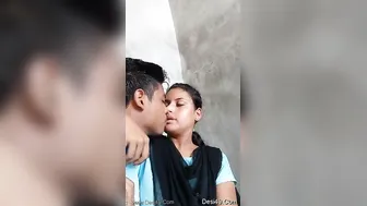 Desi Lovers From College Making Out And Getting Naked Together