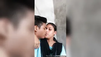 Desi Lovers From College Making Out And Getting Naked Together