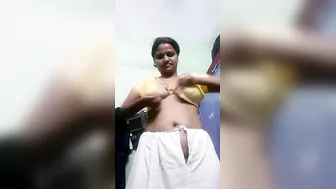 Married Aunty Teasing Me With Her Wet Pussy At Home After Cooking