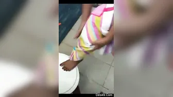 Cute Married Bhabhi Bathing Naked Caught On Hidden Cam