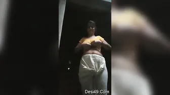 Village Bhabhi Exposing Her Boobs And Pussy For Me Alone