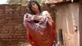 Bhabhi Caught Bathing Naked Outdoors And Changing In The Village