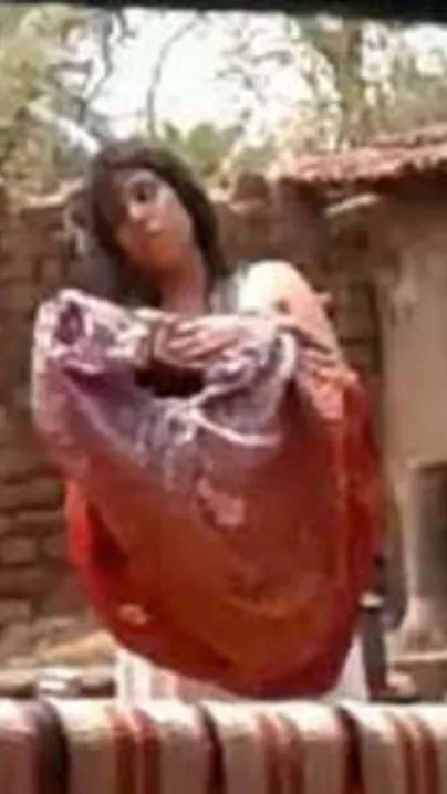 Bhabhi Caught Bathing Naked Outdoors And Changing In The Village