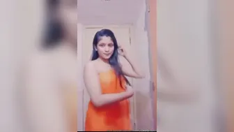 Cute Desi Babe Sending Nude Selfies To Her Boyfriend Late Night