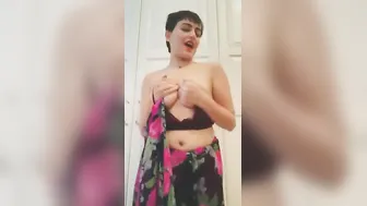 Modern Aunty Showing Off Her Hard Nipples In Tight Top At Home