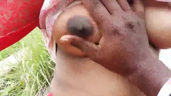 Punjabi Babe Revealing Her Big Beautiful Boobs For Boyfriend