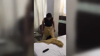 Boyfriend Dancing With GF Getting Closer Before Sex