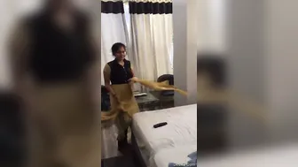 Boyfriend Dancing With GF Getting Closer Before Sex