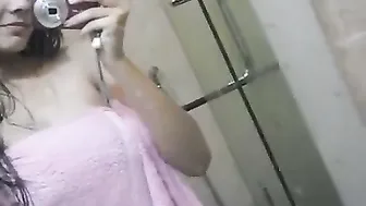 Indian College Babe Stripping Naked Showing Tits In Bathroom