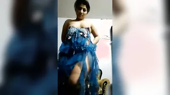 Cute Desi Teen Flashing Her Perky Boobs In Private Video