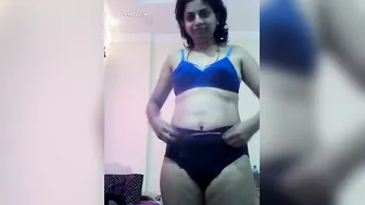 Sexy Bhabhi Posing In Blue Lingerie Before Getting Naked For Me