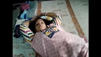 Desi Bhabhi Slowly Removing Her Dress And Getting Naked At Home