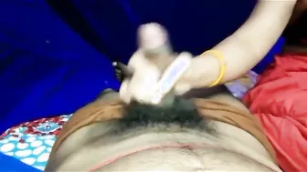 Desi Wife Exposed Giving Her Man A Handjob Before Getting Fucked