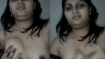 Indian GF Flashing Tits And Fingering Pussy In Selfie