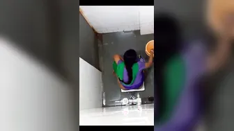 Mature Indian Aunty Pissing Outdoors Caught On Camera Secretly