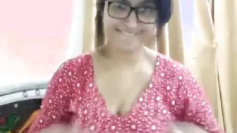 Slutty GF Exposing Her Round Ass And Dripping Wet Pussy