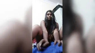 Desi Girl Stripping And Showing Her Naked Body On Webcam