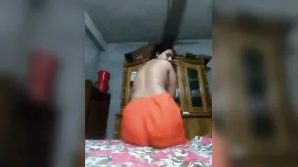 Desi Aunty From Next Door Exposing Her Body For Me On Cam