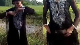 Adventurous Gf Flashing Outdoors Risking Getting Caught By Anyone