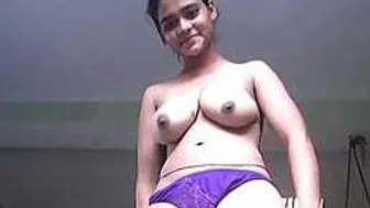 Young GF Recording Herself Naked In Mirror For Her Lover