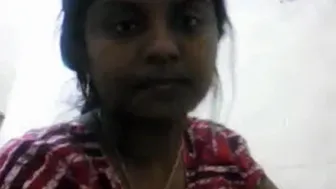 Busty Tamil Milf Teasing And Playing With Her Massive Natural Tits