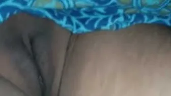 Horny Aunty Spreading Pussy Lips Showing Everything On Camera