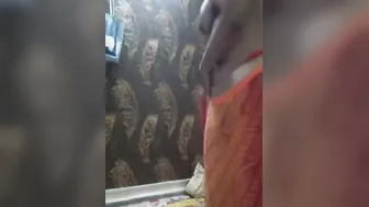 Busty Bhabhi Dancing Naked Shaking Her Heavy Boobs On Camera