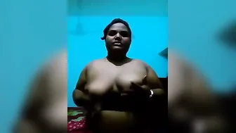 Mallu Wife Squeezing Her Heavy Boobs Alone At Home For Me