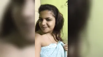 Desi GF Sending Naughty Nude Selfie Video To Her Man