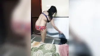 Sexy Indian Babe Stripping And Displaying Body Before Getting It