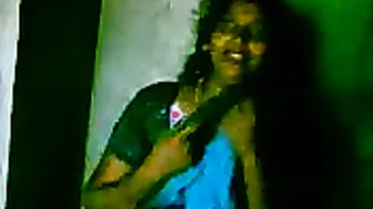 Shy Married Aunty Showing Me Her Boobs And Pussy On Webcam