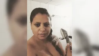Married Bhabhi Bathing Video Stolen From Her Phone And Leaked