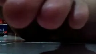 Delhi Bhabi Fingering Her Pussy And Spreading Ass For The Camera
