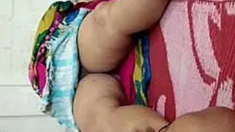 Indian Aunty Getting Pussy Massage From Lover Exposing Everything