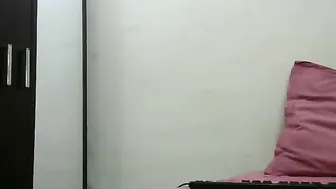 Hot Indian Babe Stripping Naked And Teasing On Live Webcam