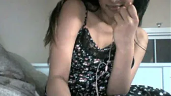 Young Indian Gf Exposing Her Tight Pussy For Her Boyfriend