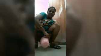 Mature Aunty Caught Pissing In The Bathroom On Hidden Cam