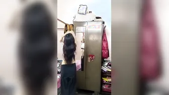 GF Taking Naked Ass Selfies Sending Them To Boyfriend