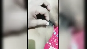 Married Bhabhi Stripping Naked Showing Everything On Live Cam
