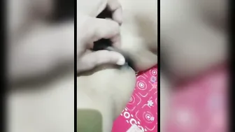Married Bhabhi Stripping Naked Showing Everything On Live Cam