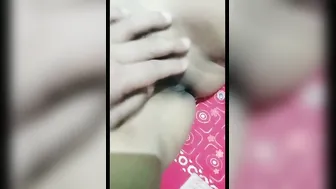 Married Bhabhi Stripping Naked Showing Everything On Live Cam